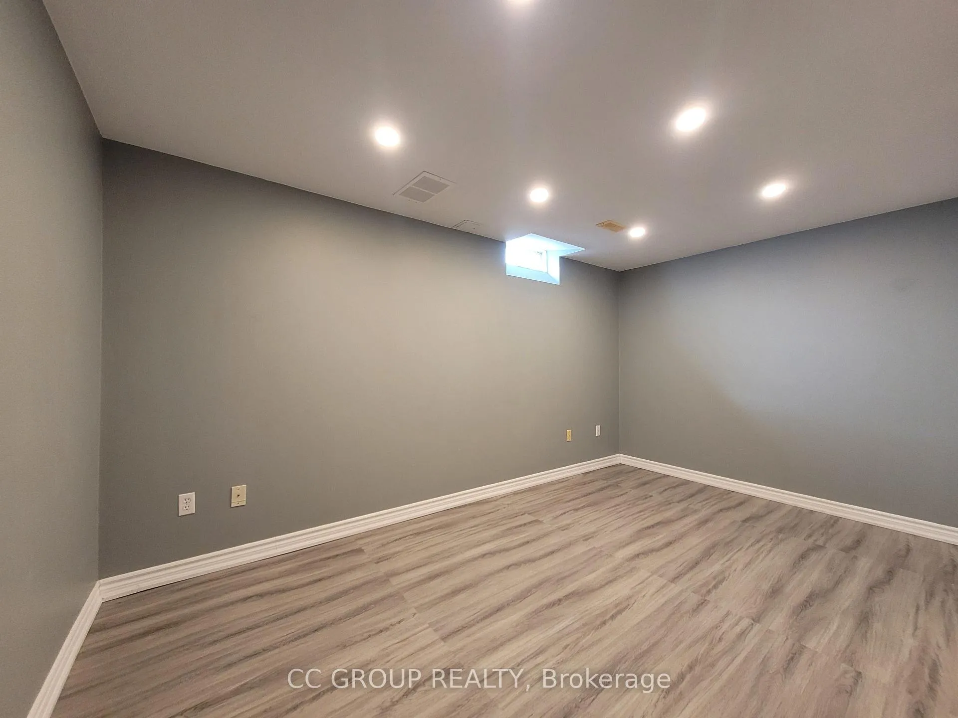 Photo 5 of 51 Macrill Road, Markham, Cachet — HOMEH