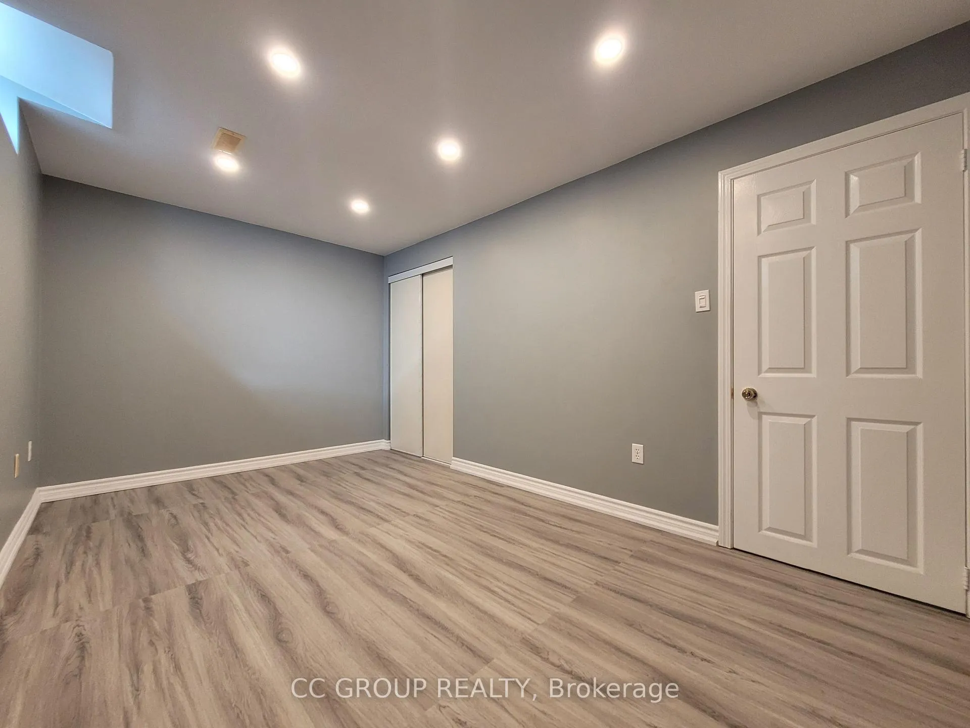 Photo 6 of 51 Macrill Road, Markham, Cachet — HOMEH
