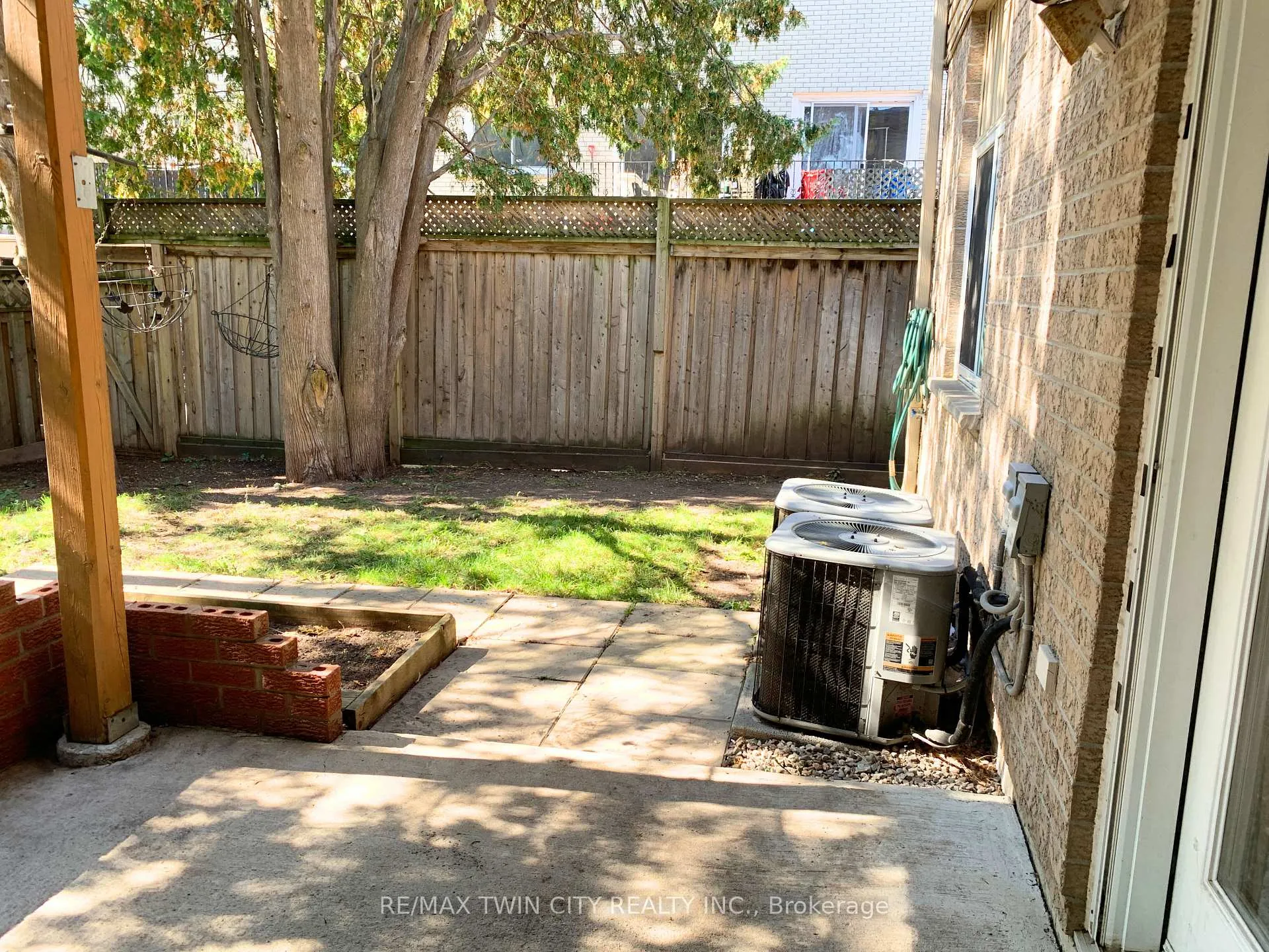 Photo 14 of 77A Florence Avenue, Kitchener — HOMEH