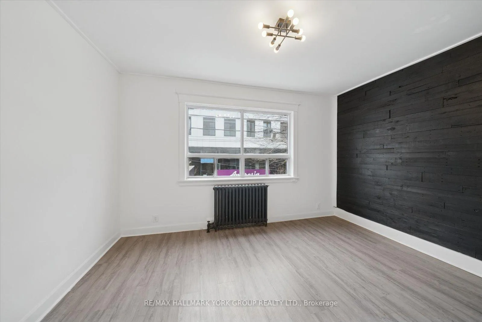 Photo 2 of Unit Unit A, 1578 Queen Street, Toronto, Greenwood-Coxwell — HOMEH