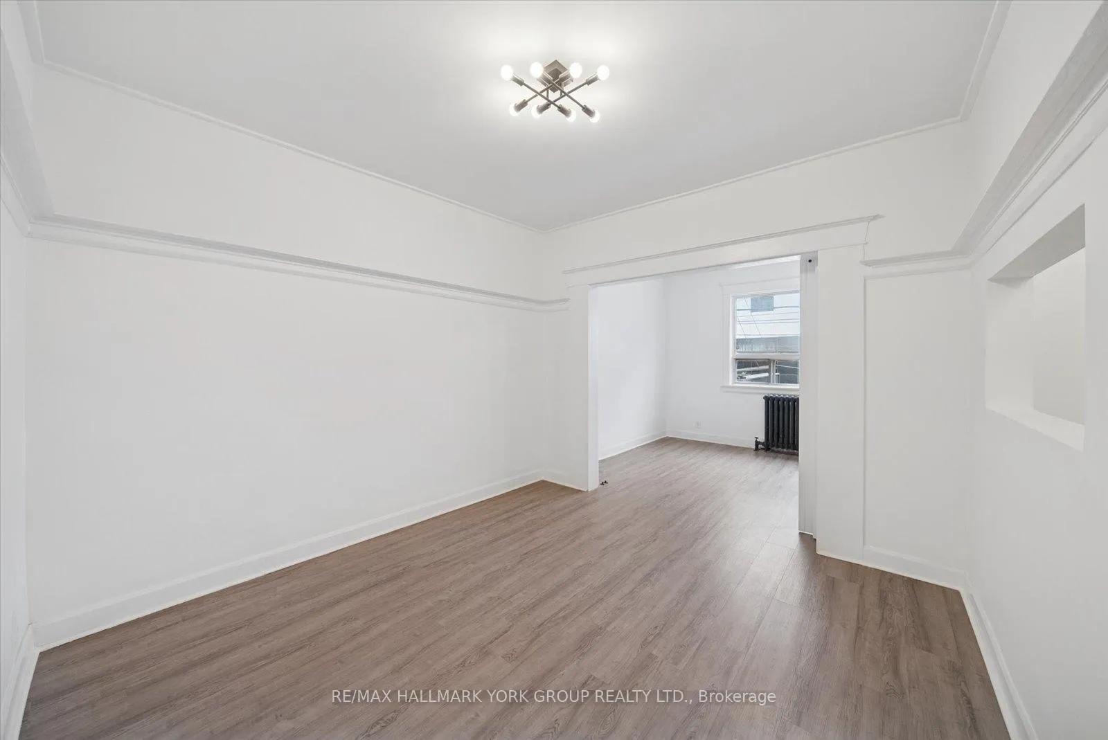 Photo 3 of Unit Unit A, 1578 Queen Street, Toronto, Greenwood-Coxwell — HOMEH