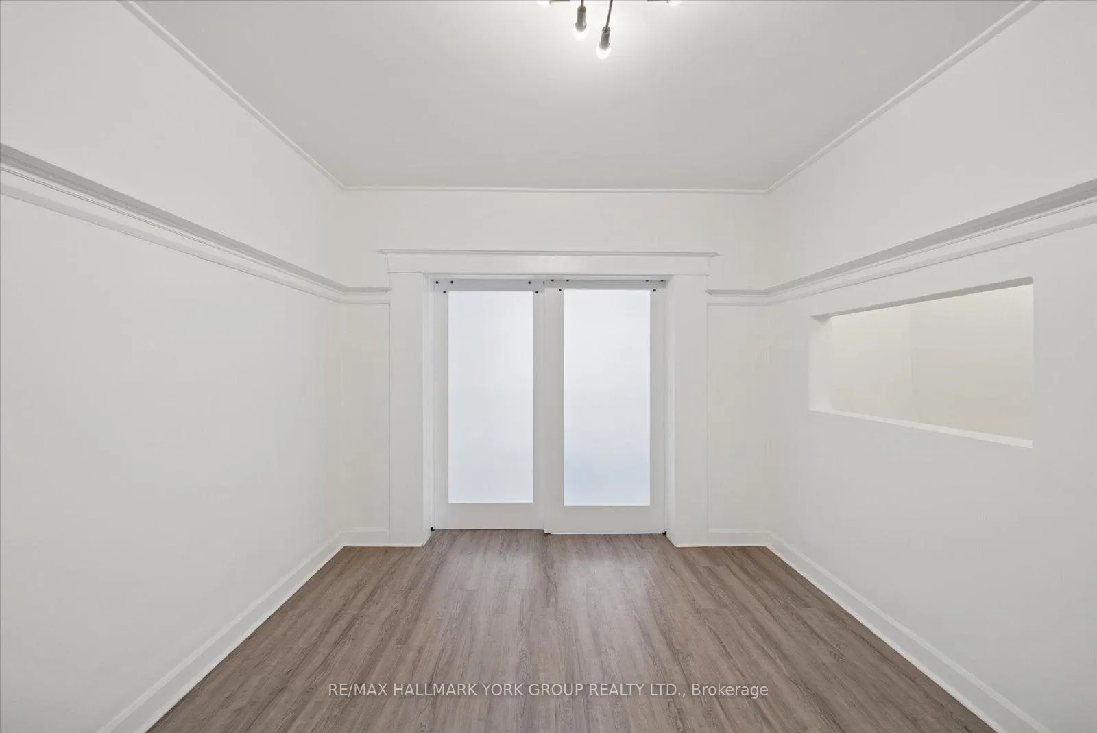 Photo 9 of Unit Unit A, 1578 Queen Street, Toronto, Greenwood-Coxwell — HOMEH