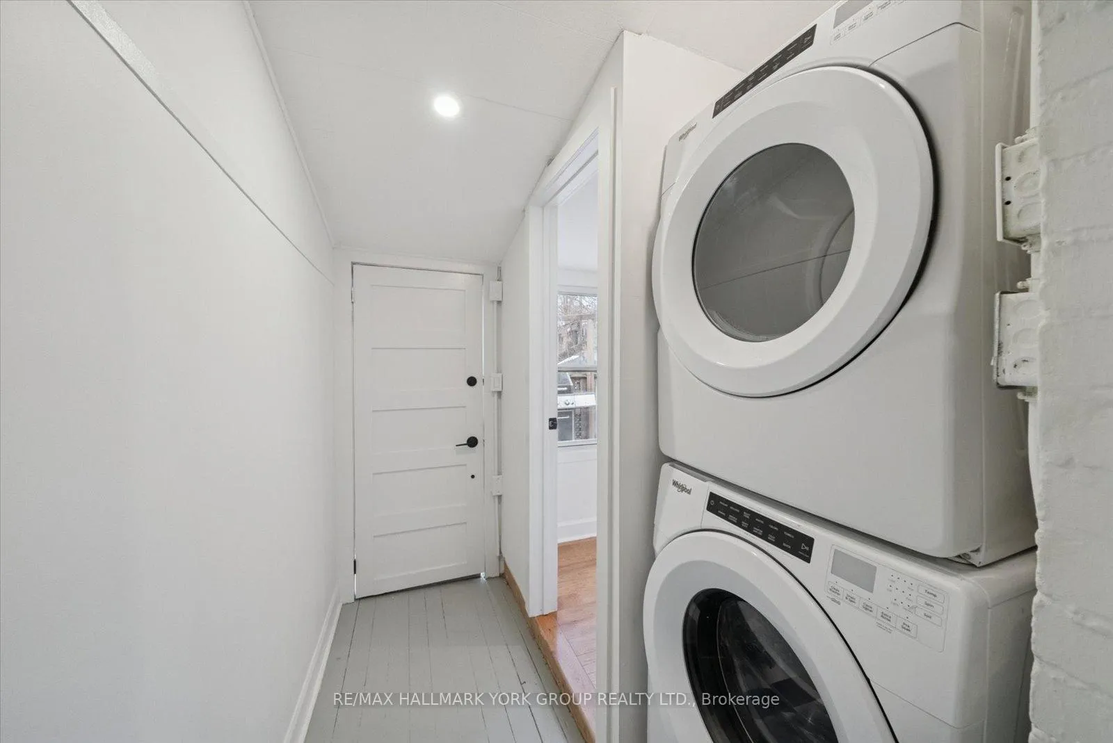 Photo 21 of Unit Unit A, 1578 Queen Street, Toronto, Greenwood-Coxwell — HOMEH