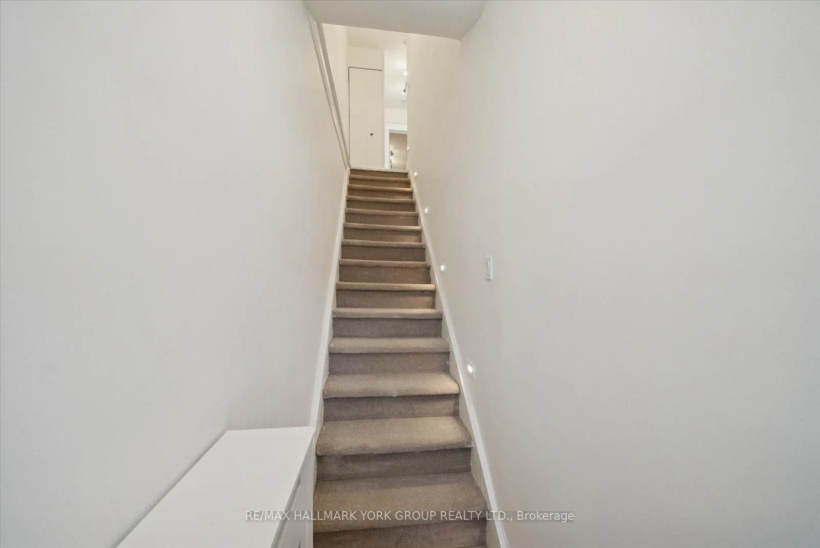 Photo 29 of Unit Unit A, 1578 Queen Street, Toronto, Greenwood-Coxwell — HOMEH
