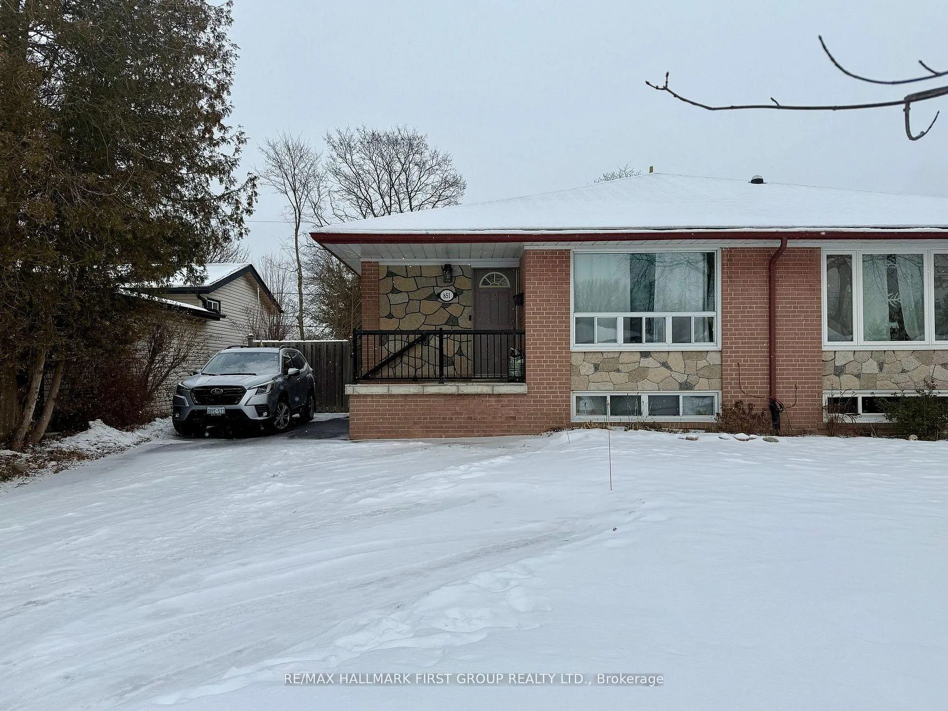 Photo 2 of 851 Bem Avenue, Pickering, Bay Ridges — HOMEH
