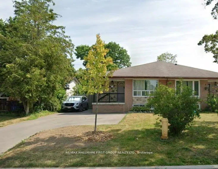 Photo 4 of 851 Bem Avenue, Pickering, Bay Ridges — HOMEH