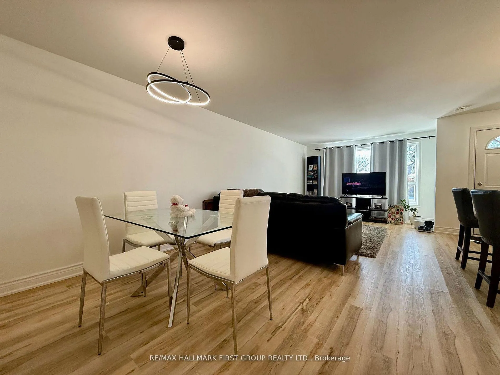 Photo 11 of 851 Bem Avenue, Pickering, Bay Ridges — HOMEH