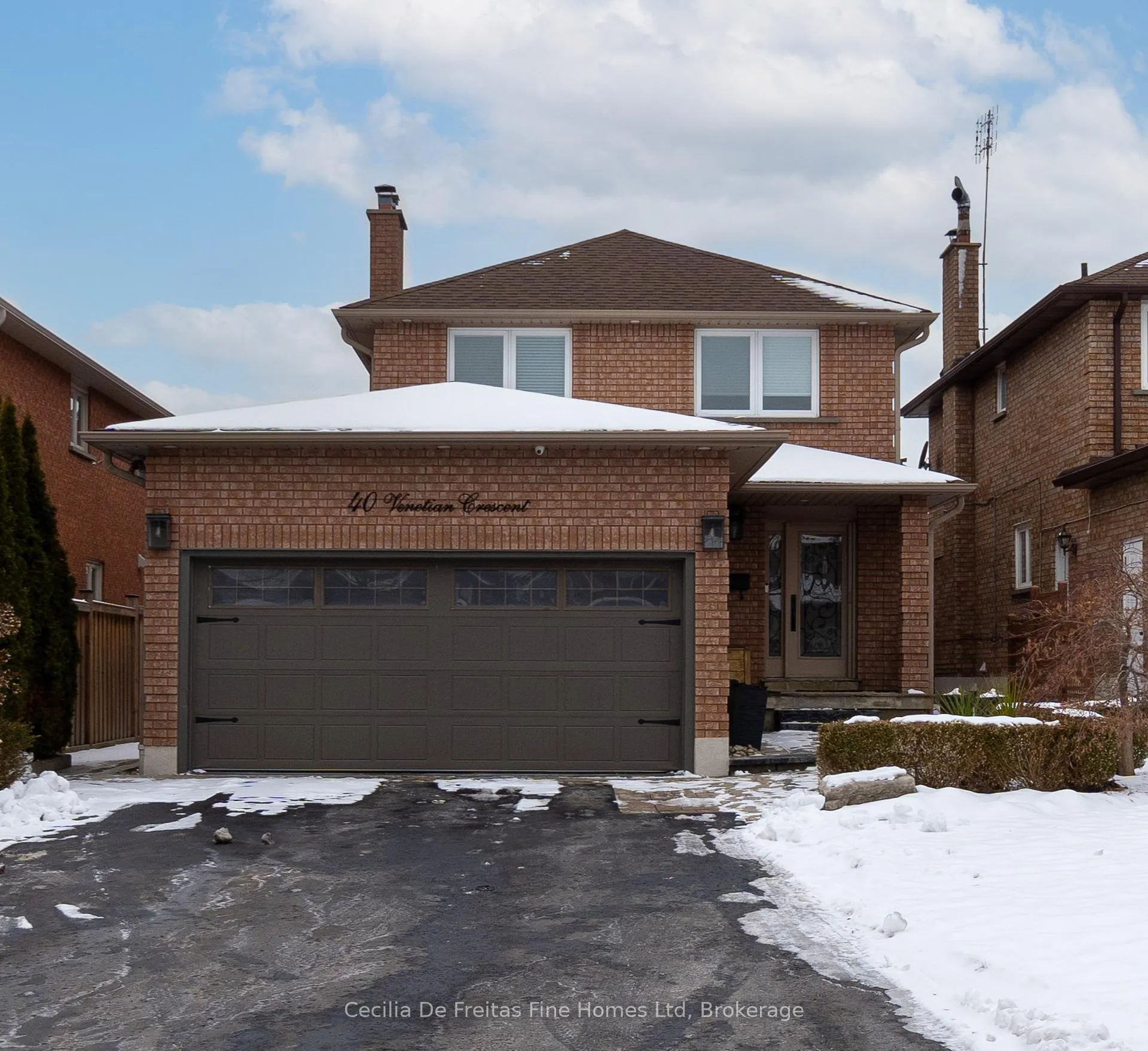 Front of Unit Bsmt, 40 Venetian Crescent