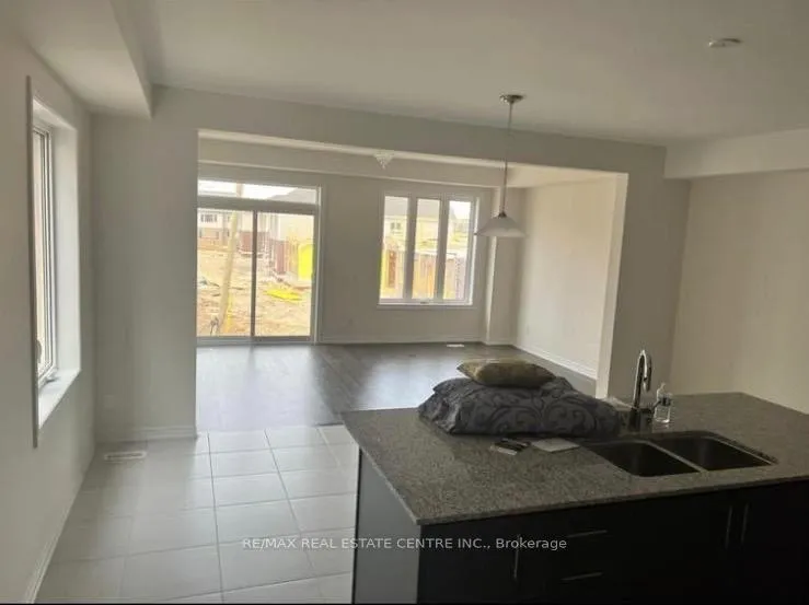 Photo 9 of 151 Broadacre Drive, Kitchener — HOMEH