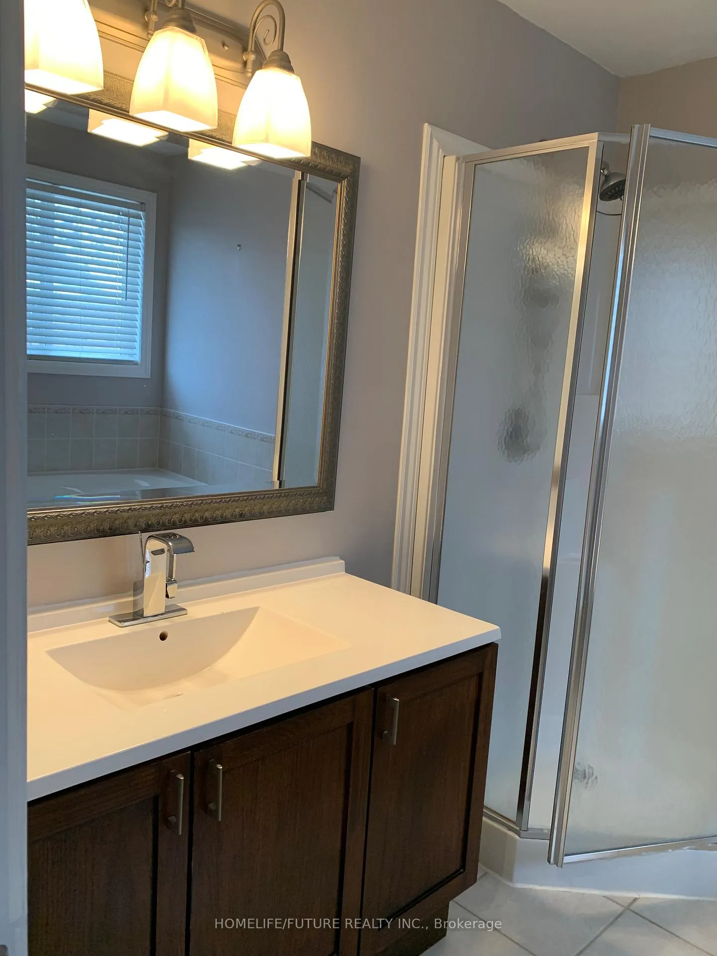 Photo 10 of 114 Nicholson Drive, Barrie, Ardagh — HOMEH