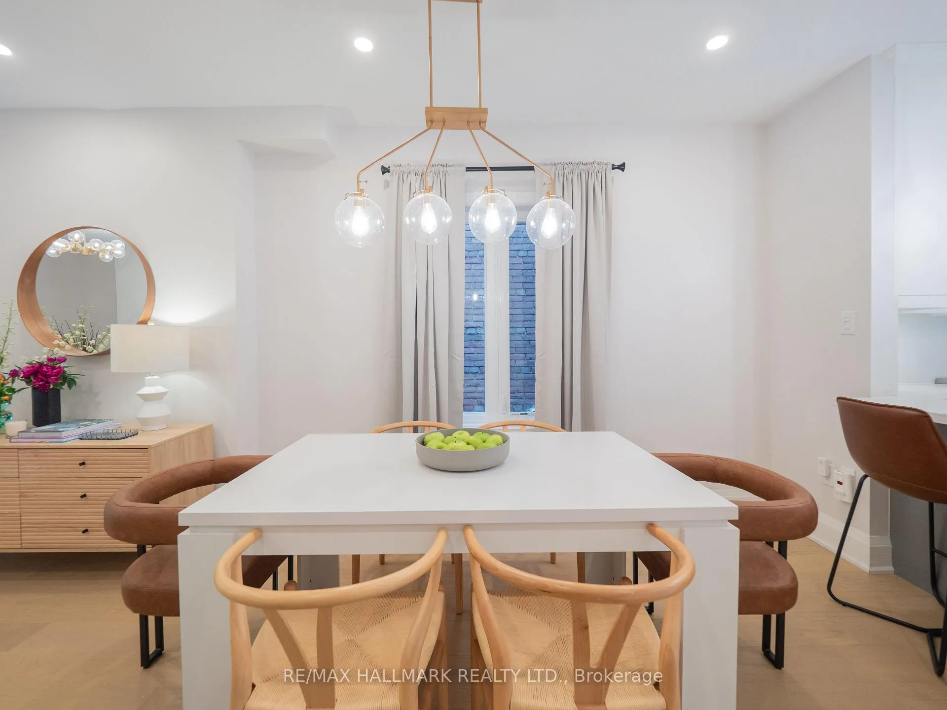 Photo 11 of 18 Millbrook Crescent, Toronto, North Riverdale — HOMEH