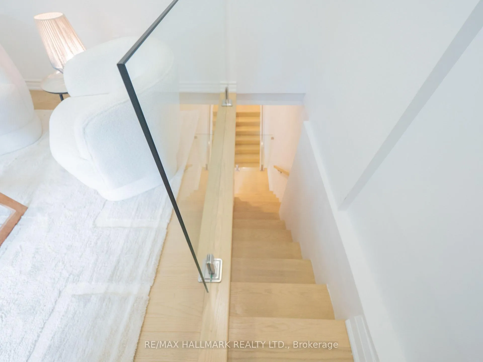Photo 24 of 18 Millbrook Crescent, Toronto, North Riverdale — HOMEH