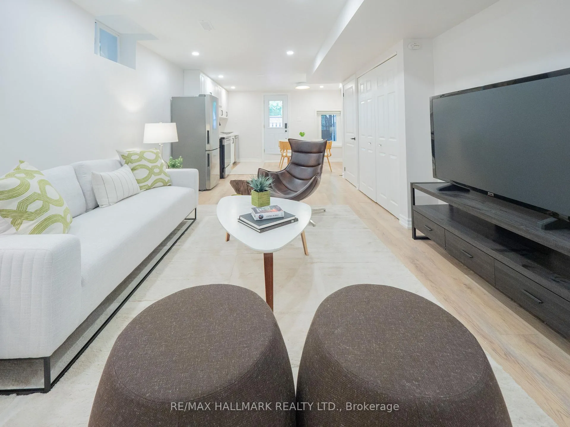 Photo 30 of 18 Millbrook Crescent, Toronto, North Riverdale — HOMEH