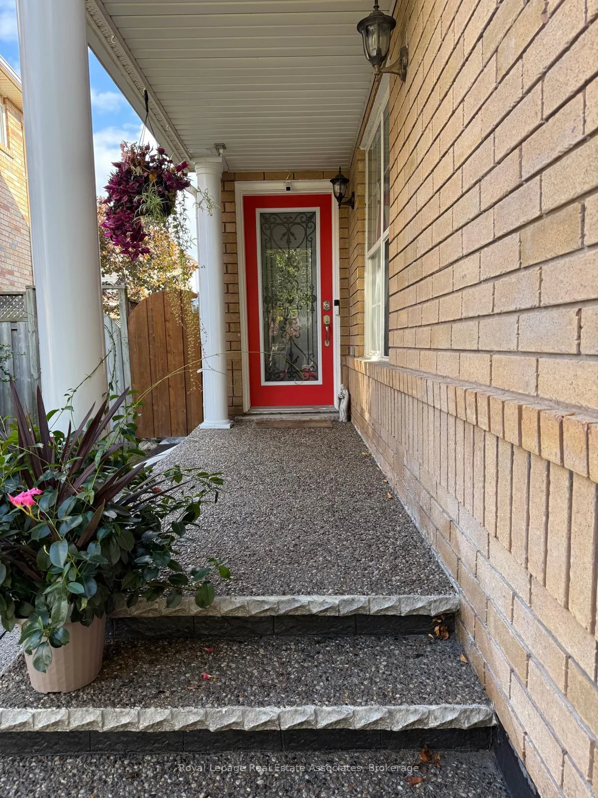 Photo 3 of 1546 Harwood Drive, Milton, Clarke — HOMEH