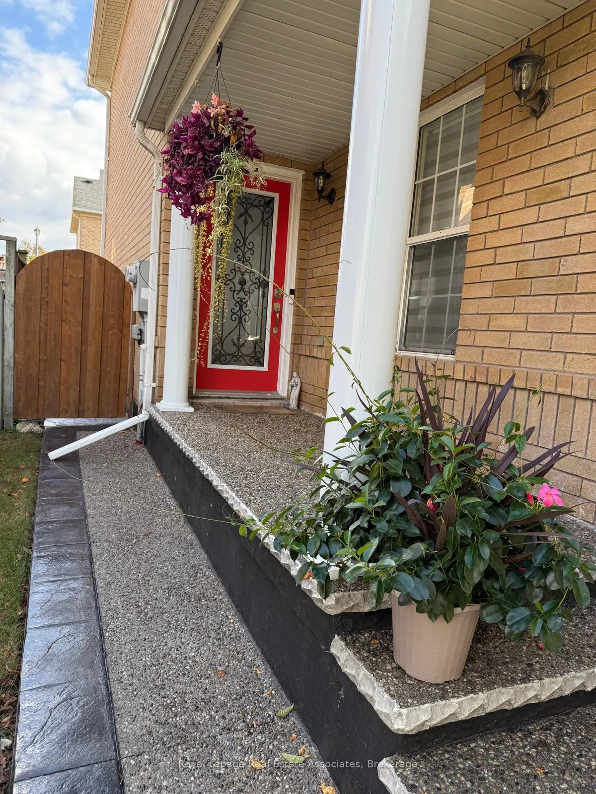 Photo 4 of 1546 Harwood Drive, Milton, Clarke — HOMEH