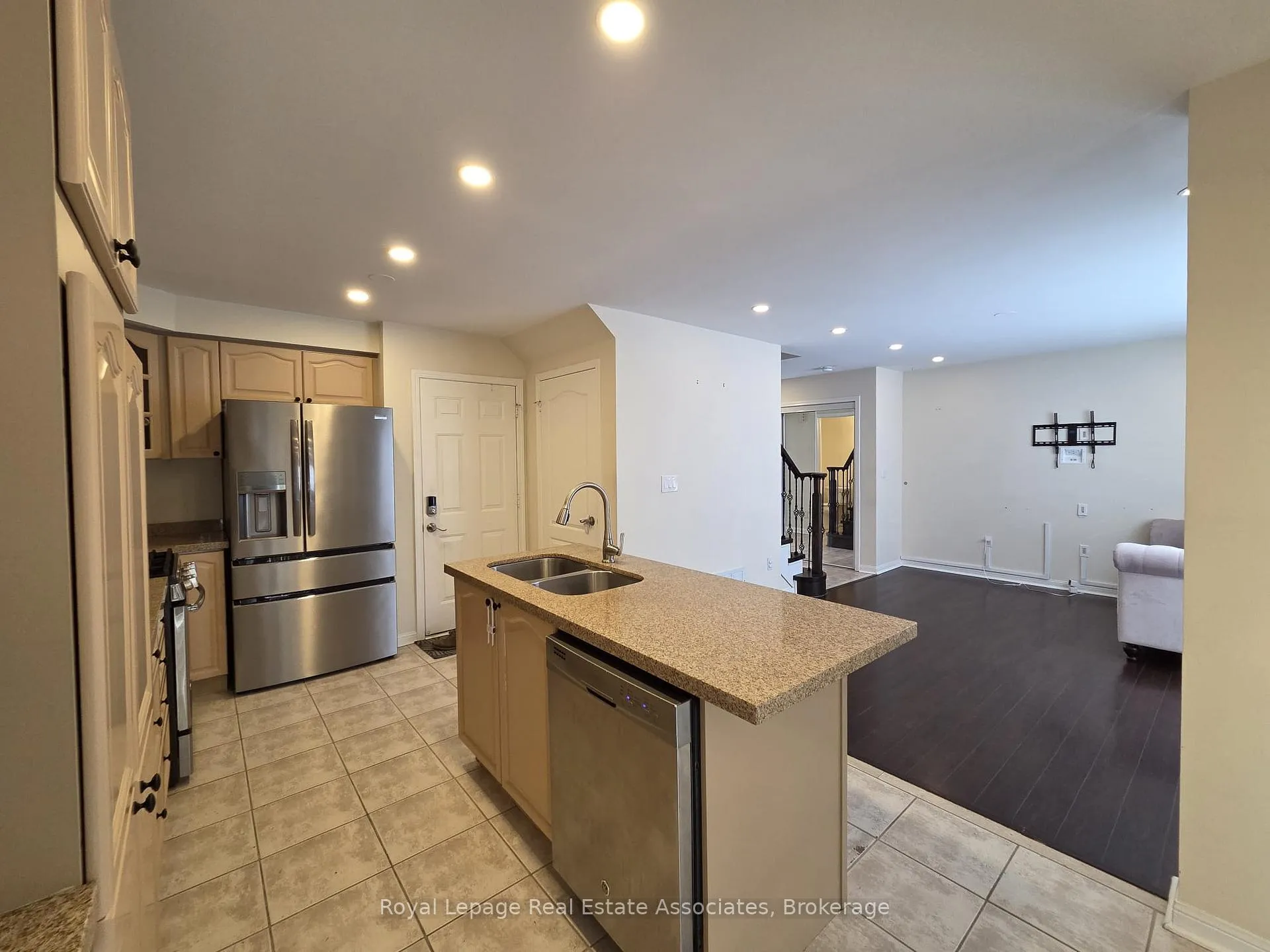 Photo 14 of 1546 Harwood Drive, Milton, Clarke — HOMEH