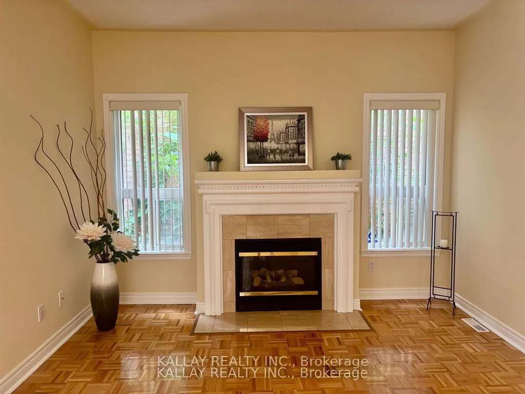 Photo 8 of 27 Pietro Drive, Vaughan, Vellore Village — HOMEH