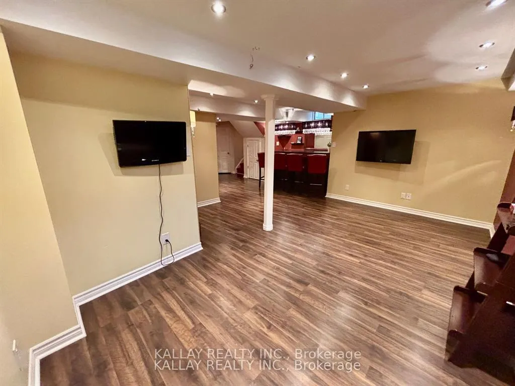 Photo 38 of 27 Pietro Drive, Vaughan, Vellore Village — HOMEH