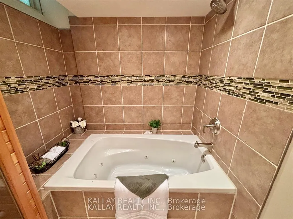 Photo 43 of 27 Pietro Drive, Vaughan, Vellore Village — HOMEH