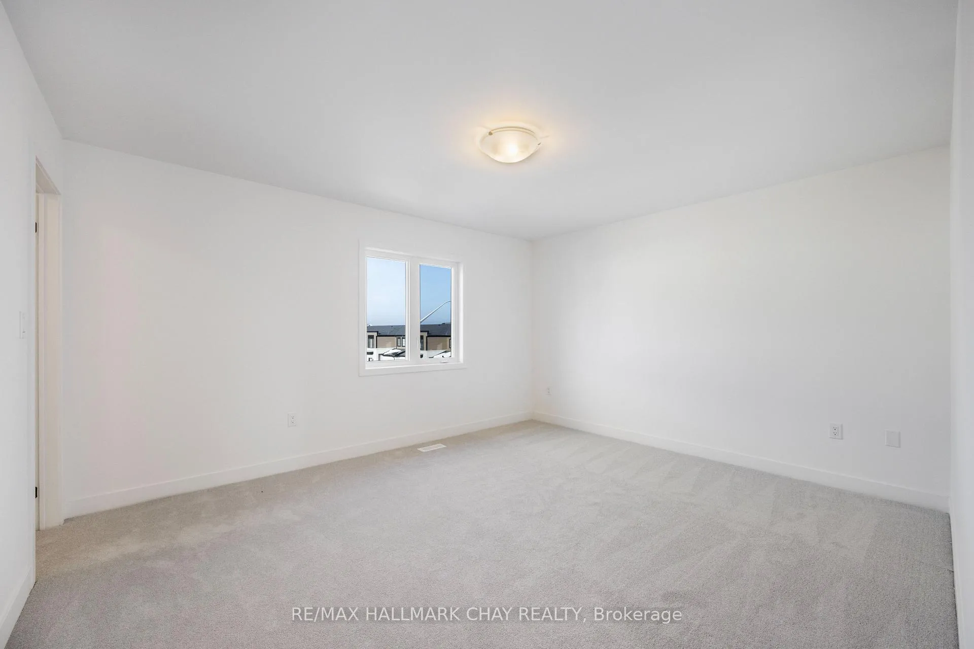Photo 20 of 202 Prince William Way, Barrie, Innis-Shore — HOMEH