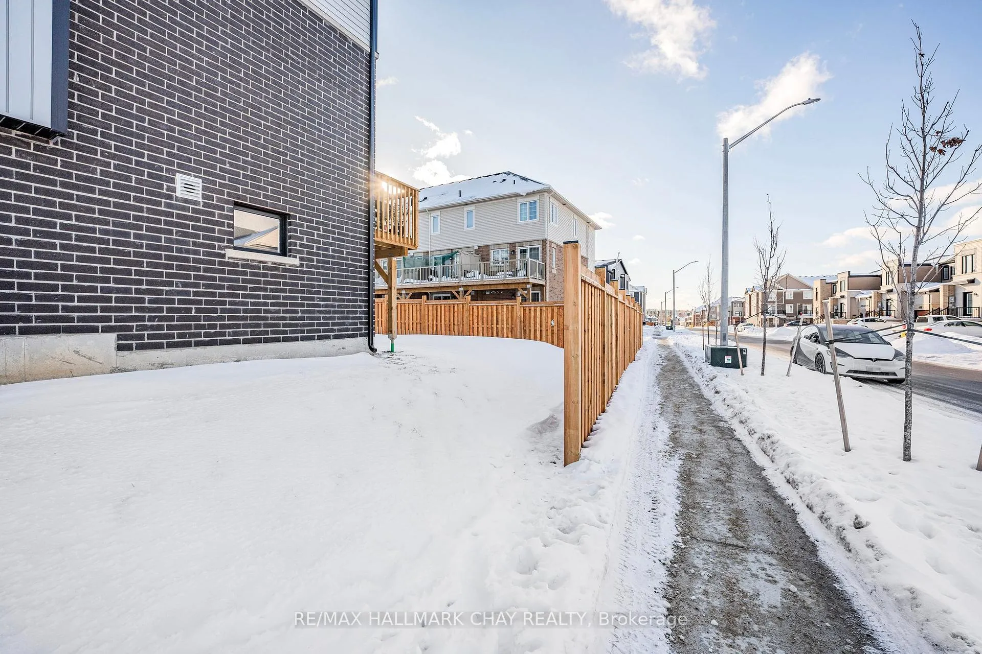 Photo 24 of 202 Prince William Way, Barrie, Innis-Shore — HOMEH