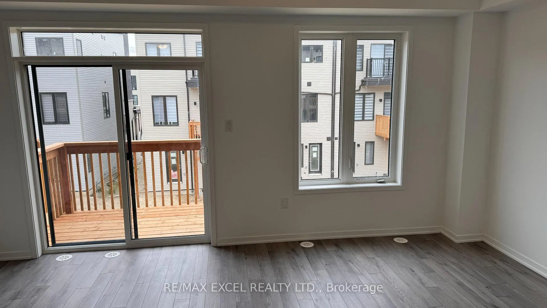 Photo 10 of 783 stanstead Path, Oshawa, Samac — HOMEH