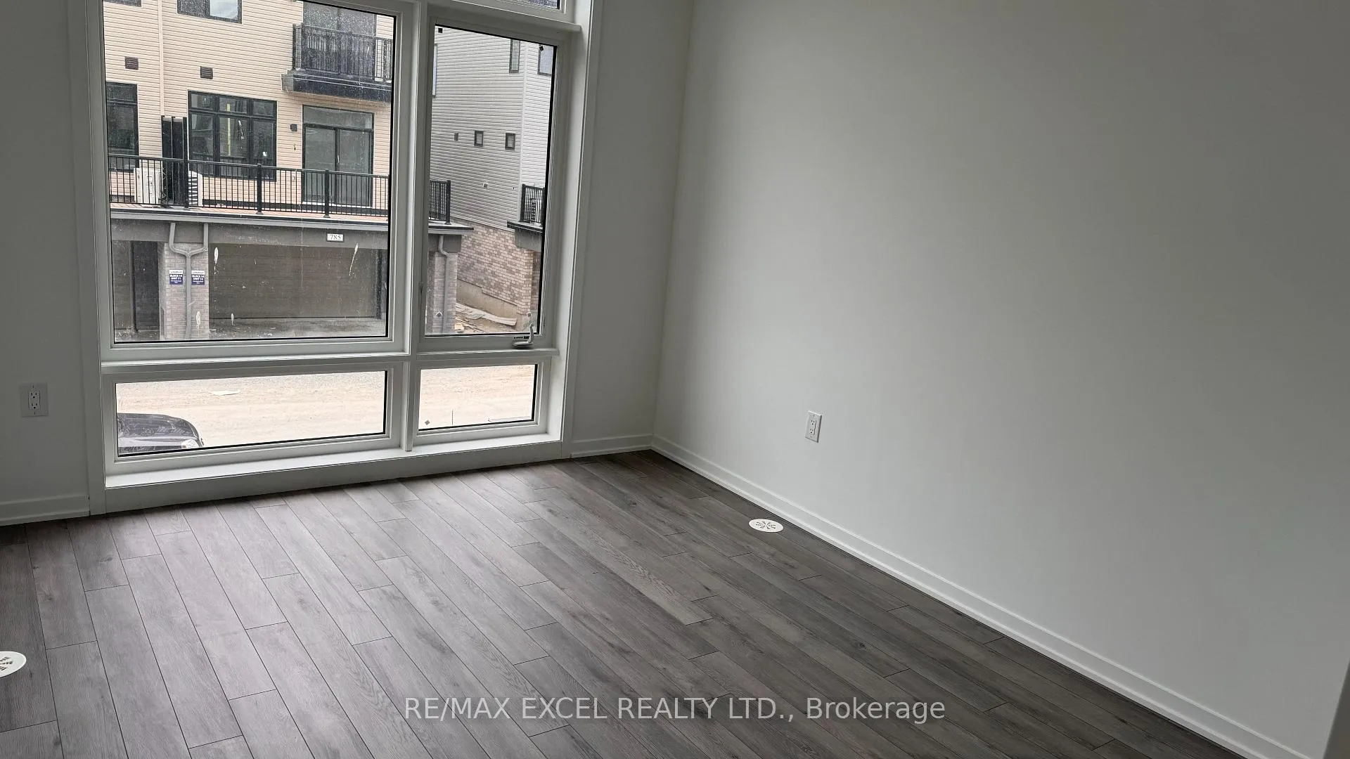 Photo 11 of 783 stanstead Path, Oshawa, Samac — HOMEH