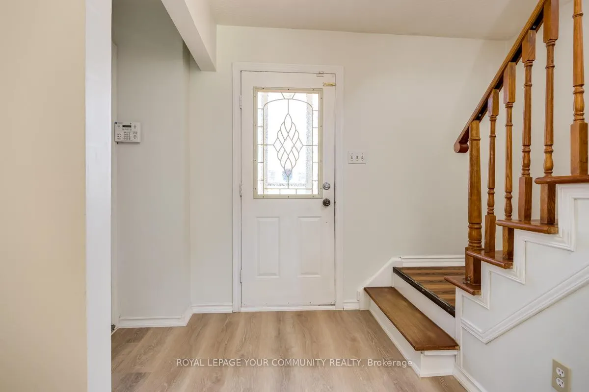 Photo 4 of 146 Radford Drive, Ajax, Central West — HOMEH