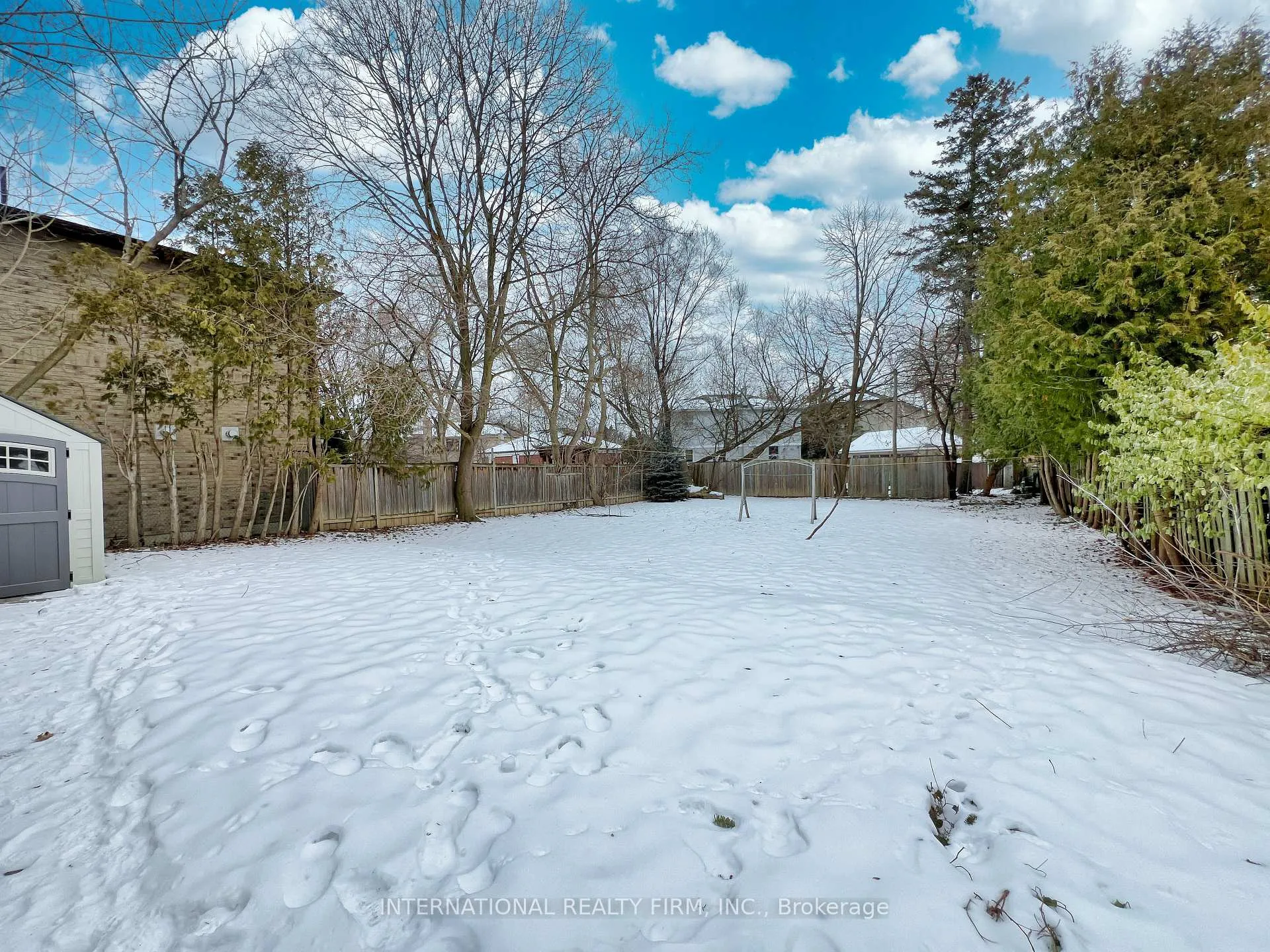 Photo 2 of 9 Lister Drive, North York, Newtonbrook West — HOMEH