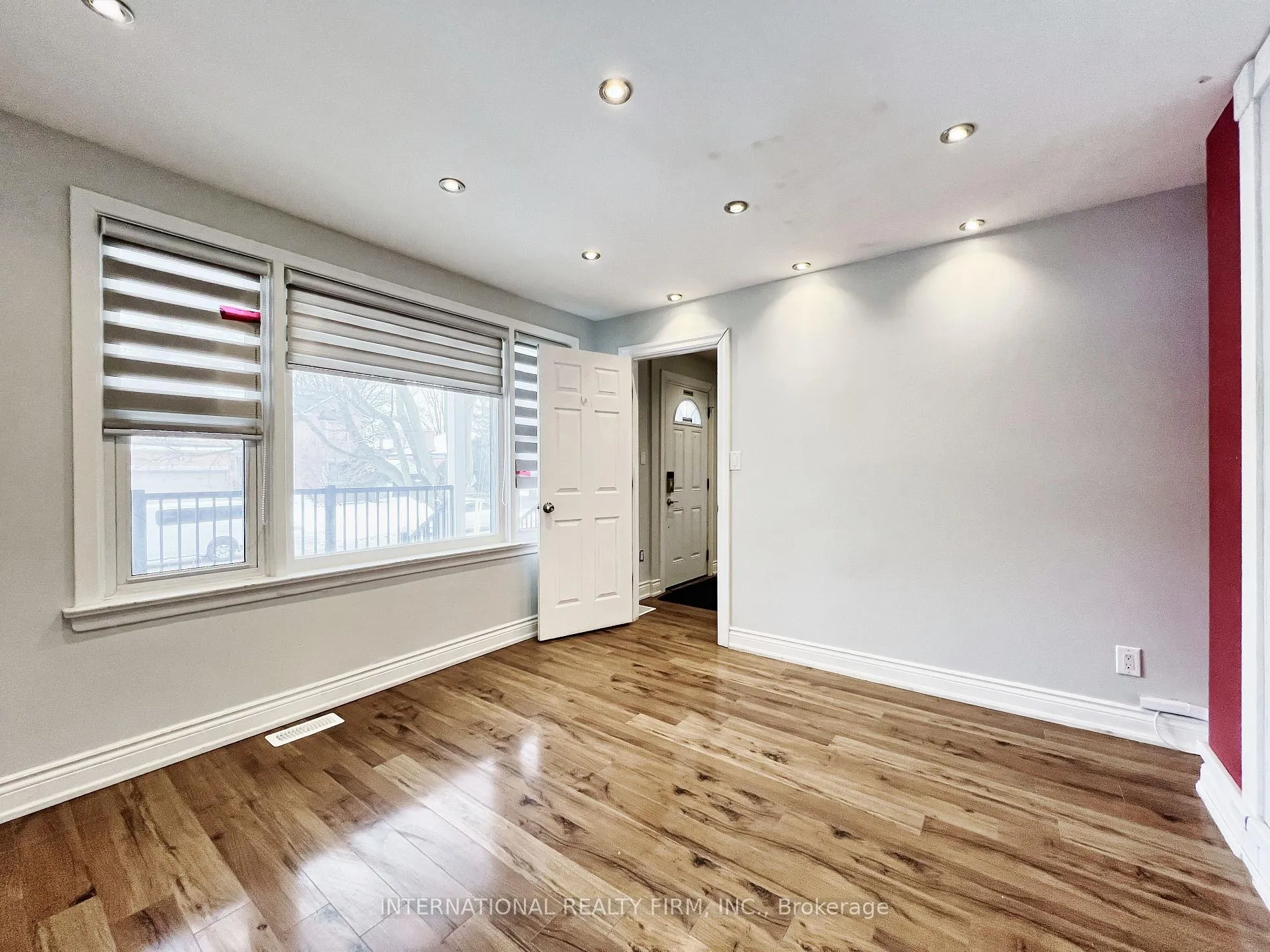 Photo 6 of 9 Lister Drive, North York, Newtonbrook West — HOMEH