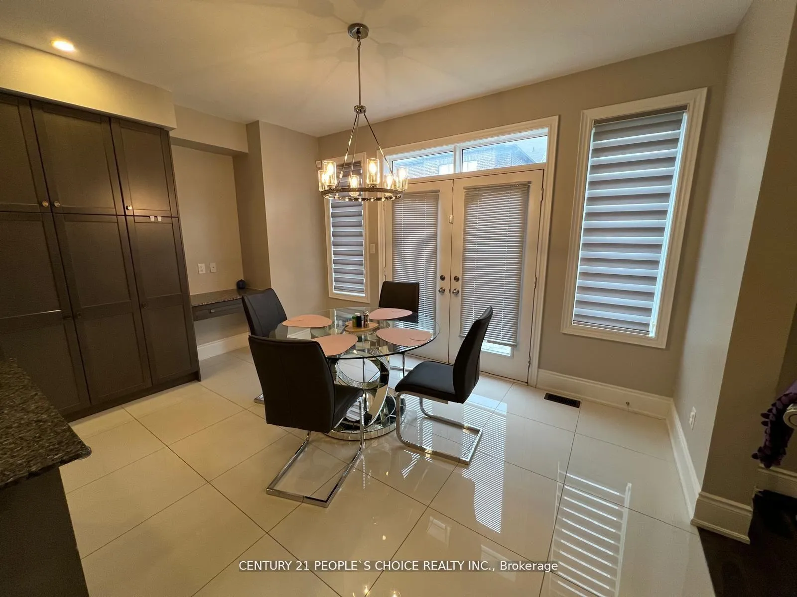 Photo 11 of 22 Elderslie Crescent, Vaughan, Kleinburg — HOMEH