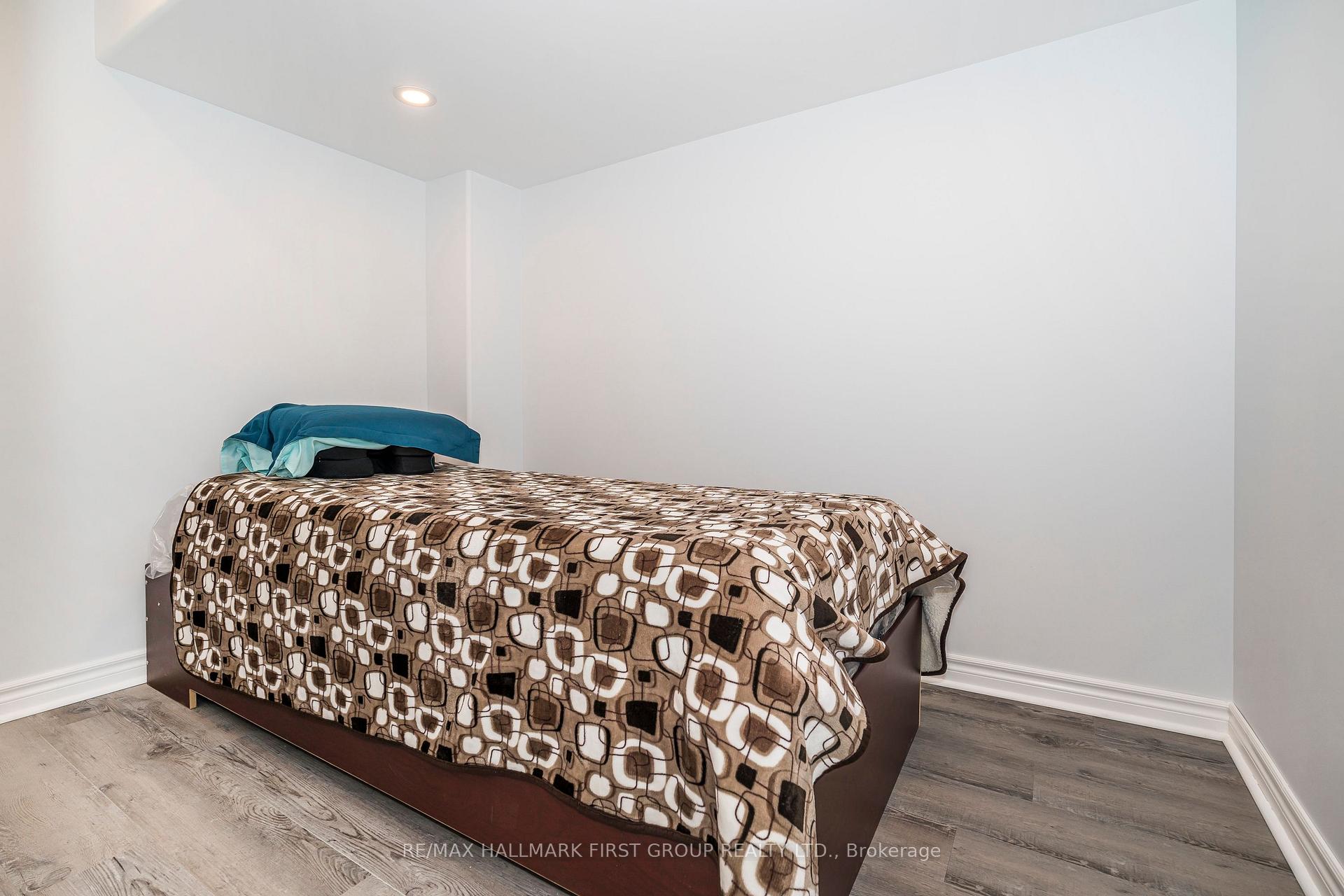 Photo 38 of 17 Stammers Drive, Ajax, Northwest Ajax — HOMEH