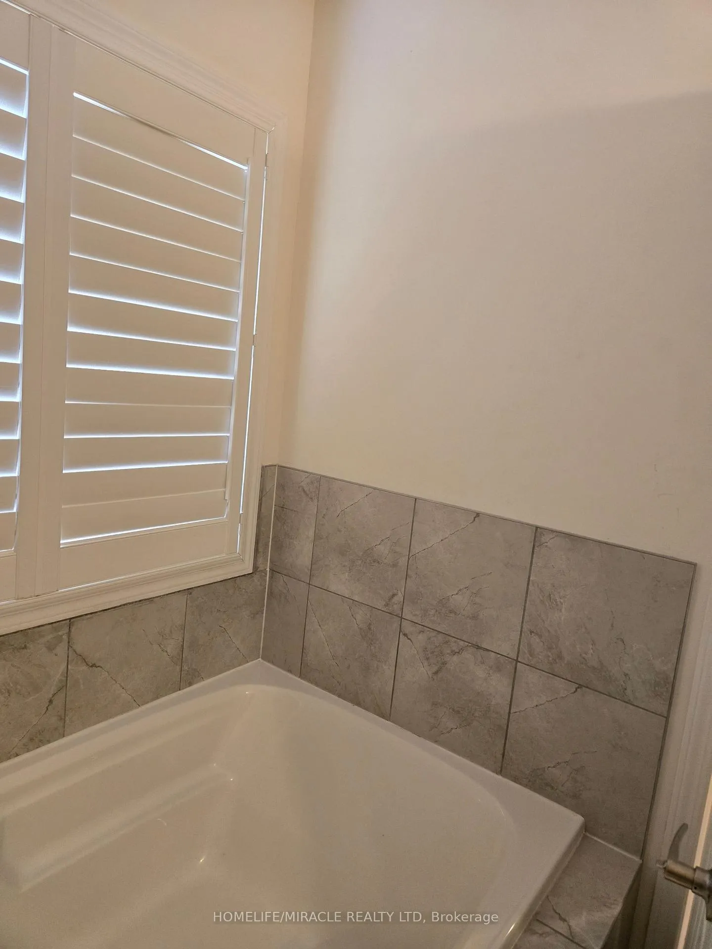 Photo 21 of 1284 Leger Way, Milton, Ford — HOMEH