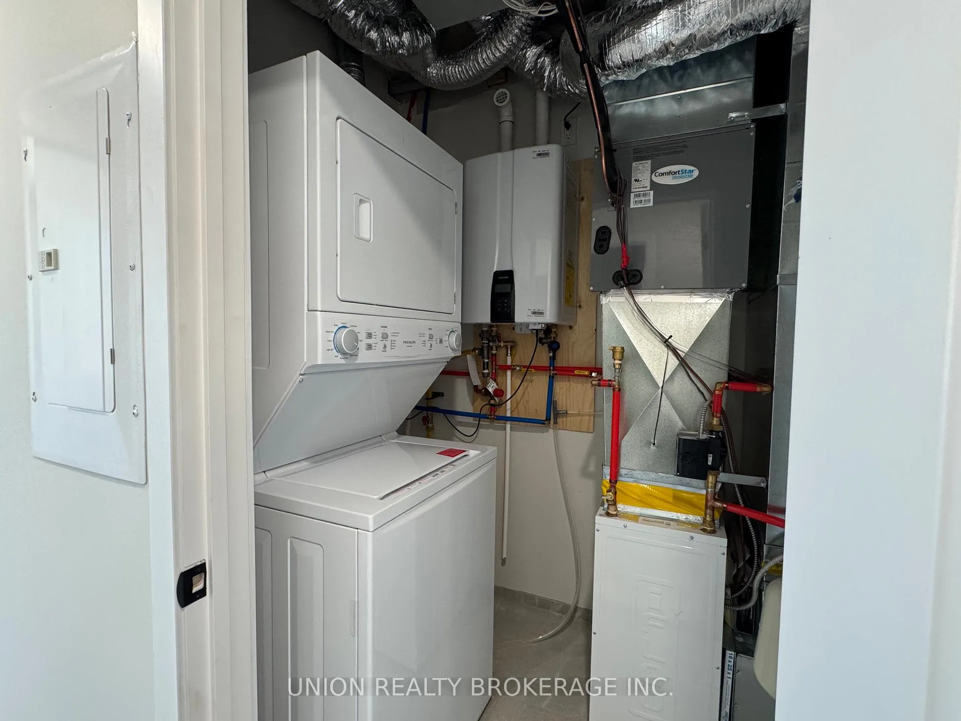 Photo 7 of Unit 4, 1184 Queen Street E, Toronto, South Riverdale — HOMEH