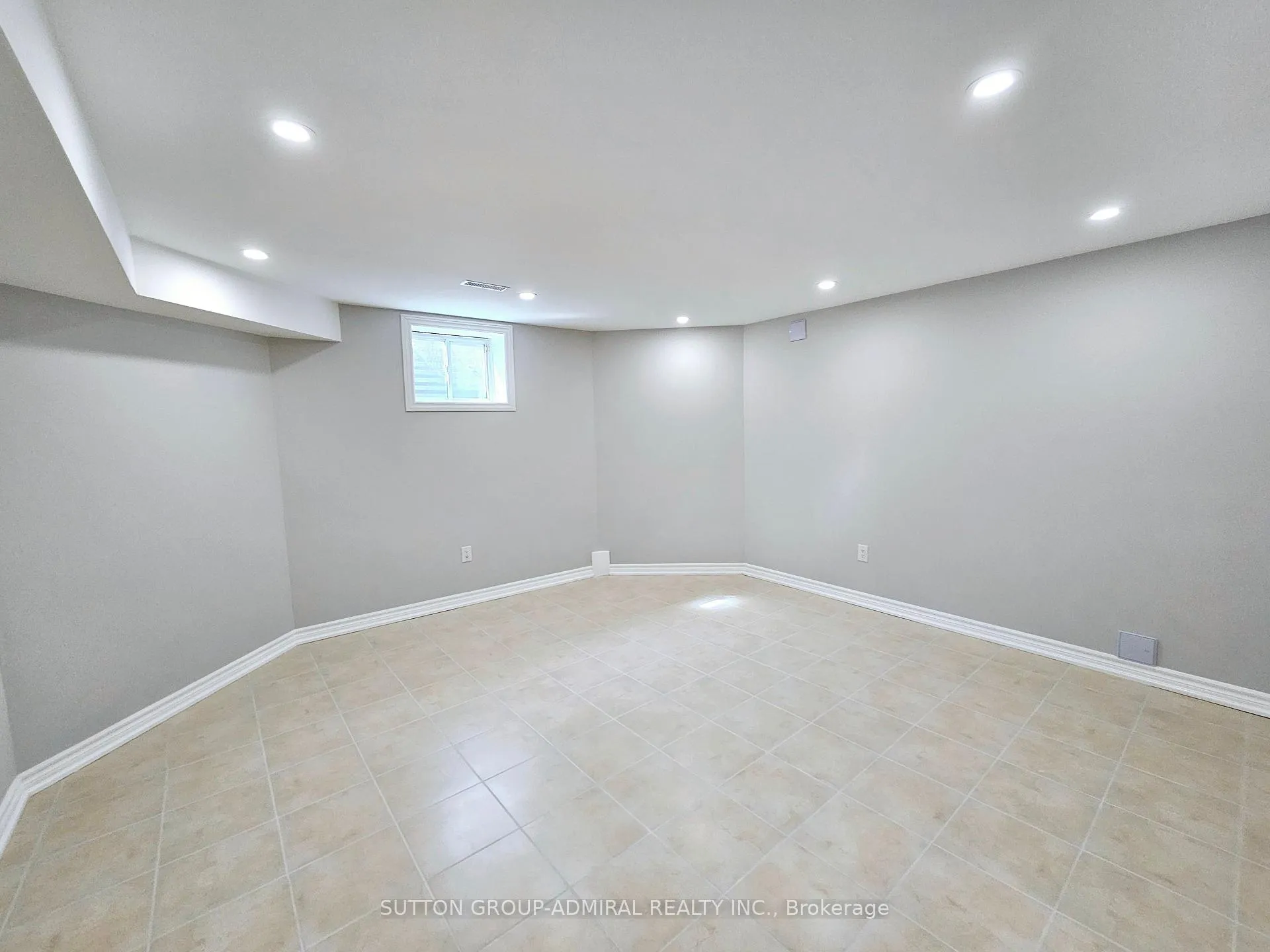 Photo 13 of Unit BSMNT, 103 Kingsnorth Boulevard, Vaughan, East Woodbridge — HOMEH