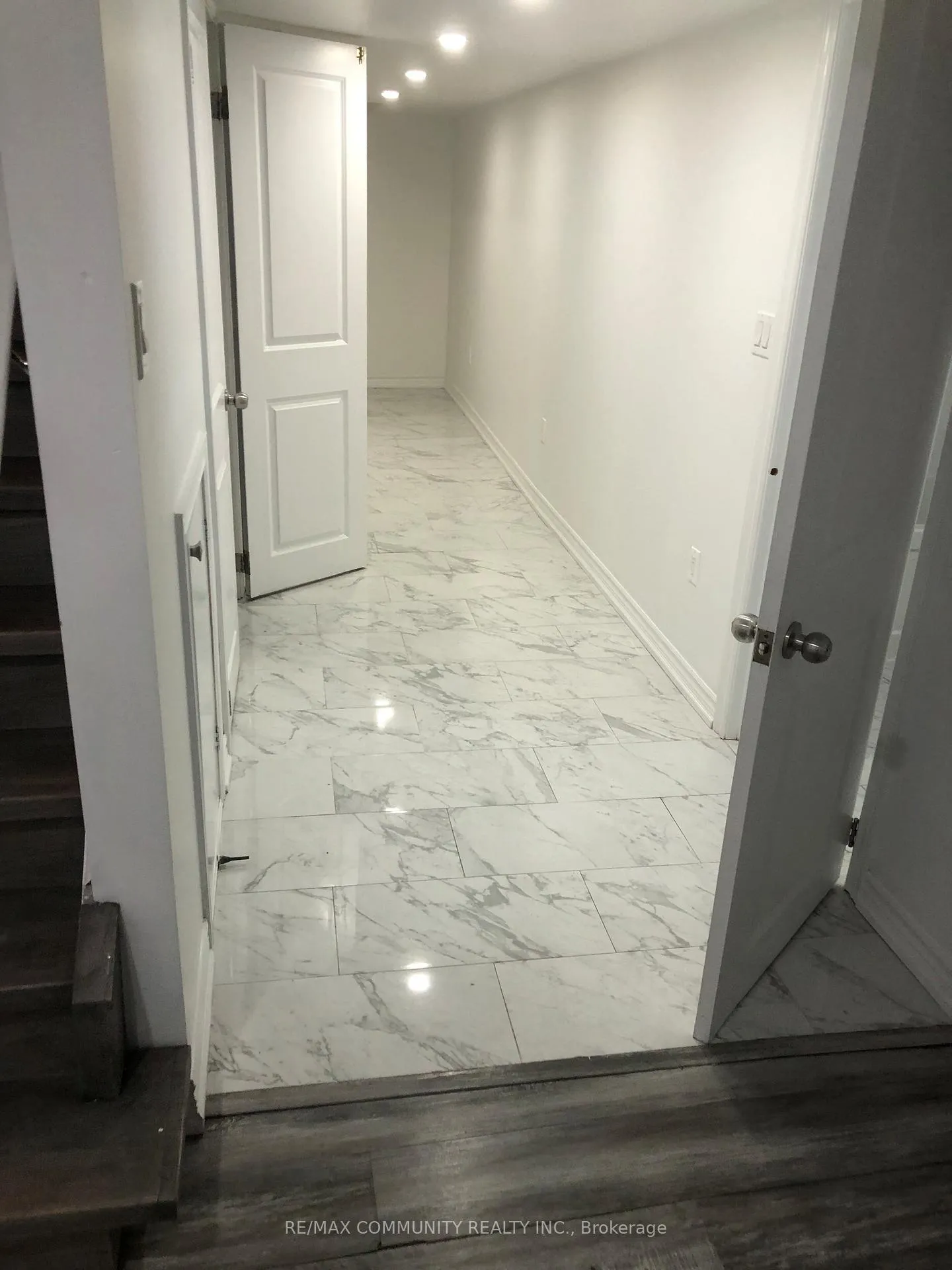 Photo 13 of Unit Bsmt, 45 Neill Avenue, Whitby, Rolling Acres — HOMEH