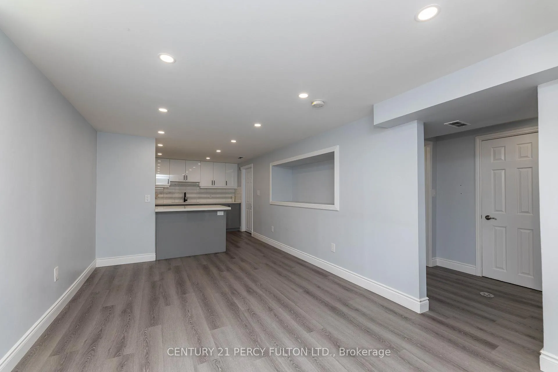 Photo 10 of Unit Bsmt, 647 Perry Crescent, Oshawa, Vanier — HOMEH