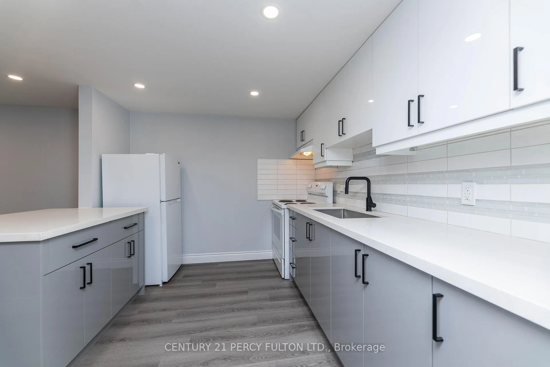 Photo 13 of Unit Bsmt, 647 Perry Crescent, Oshawa, Vanier — HOMEH