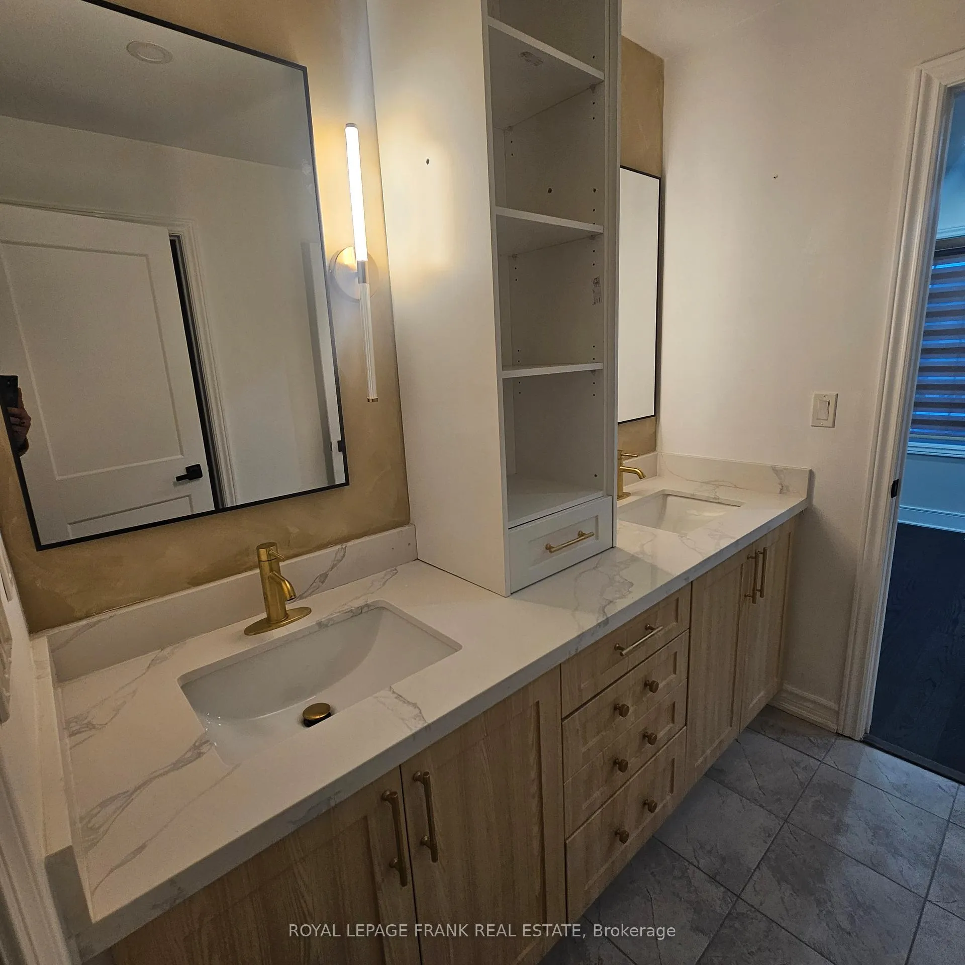 Photo 17 of 1842 Douglas Langtree Drive, Oshawa, Taunton — HOMEH