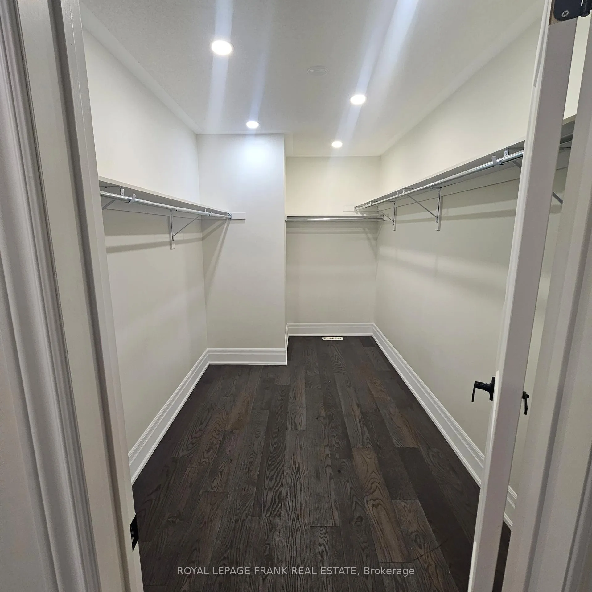 Photo 20 of 1842 Douglas Langtree Drive, Oshawa, Taunton — HOMEH
