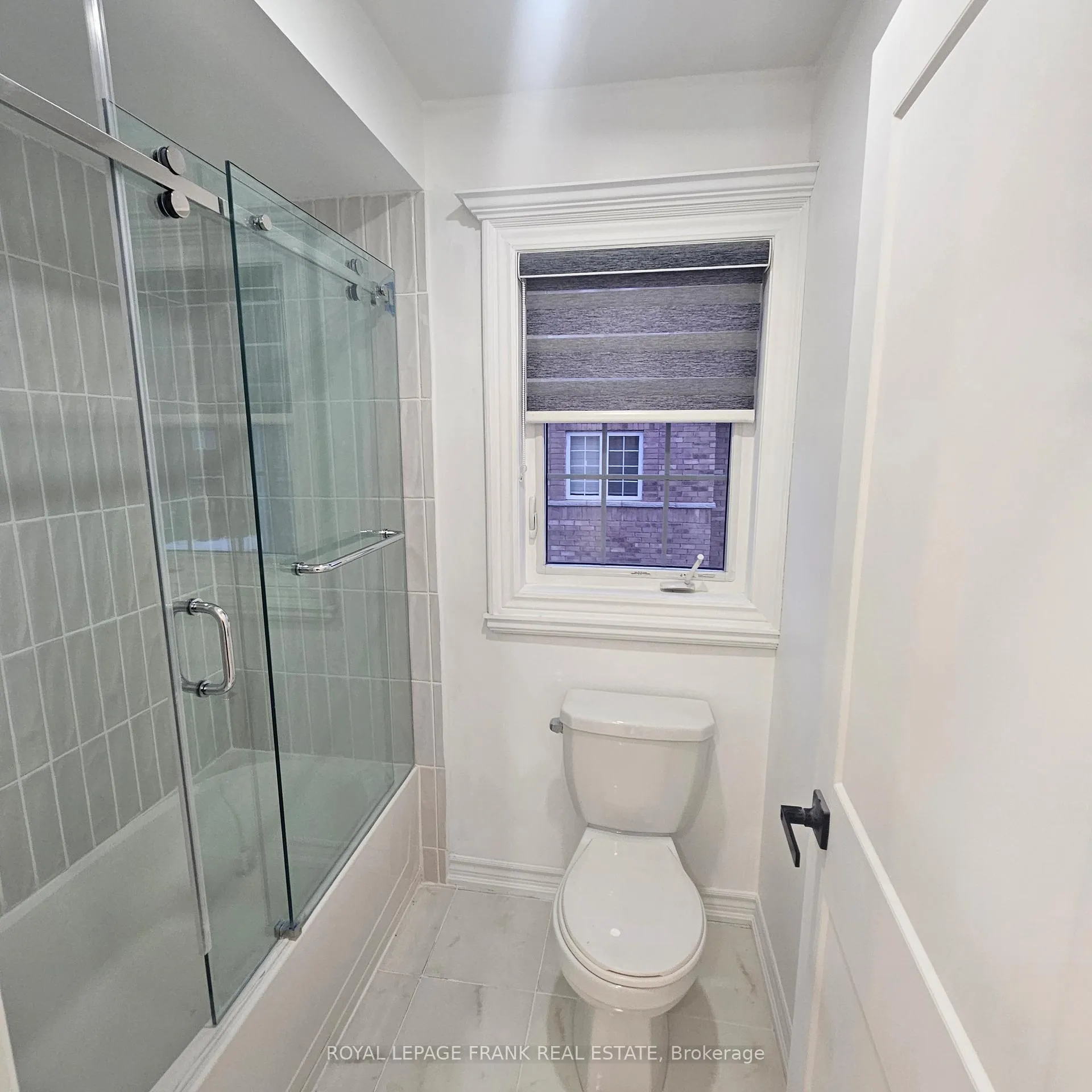 Photo 22 of 1842 Douglas Langtree Drive, Oshawa, Taunton — HOMEH