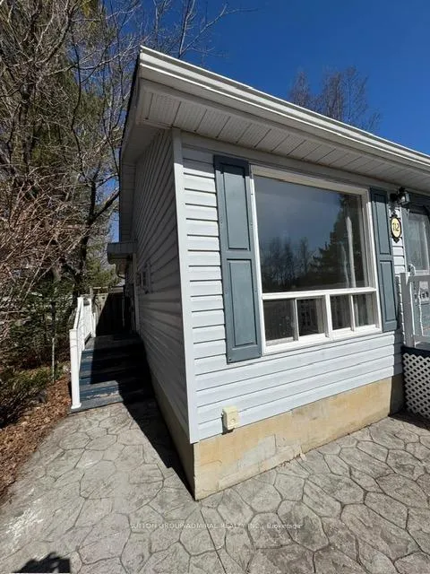 Photo 2 of 712 Ninth Line, Innisfil, Alcona — HOMEH