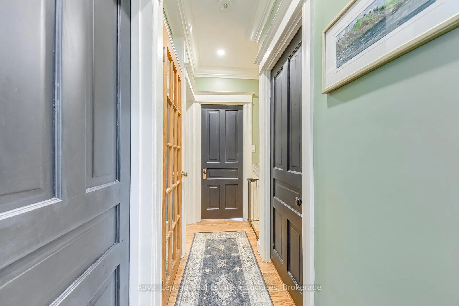 Photo 22 of 23 Fairholt Road N, Hamilton, Stipley — HOMEH