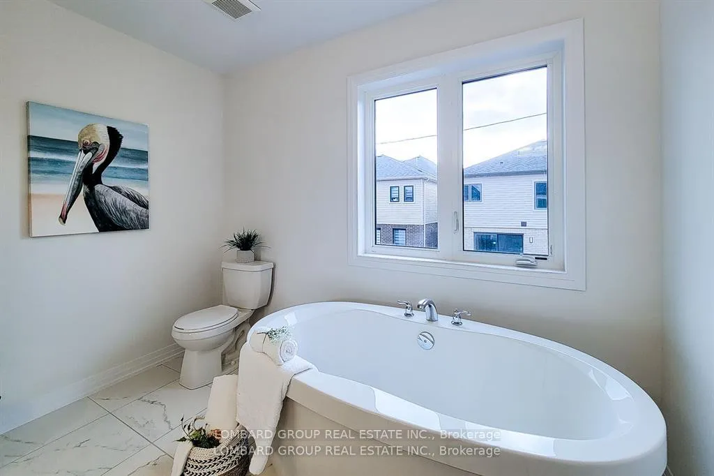 Photo 21 of 635 Windwood Drive, Hamilton, Binbrook — HOMEH