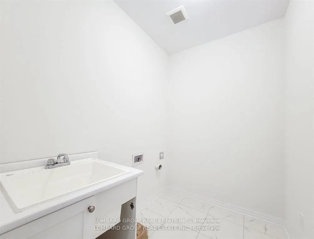 Photo 39 of 635 Windwood Drive, Hamilton, Binbrook — HOMEH