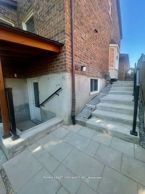 Photo 6 of Unit BSMT, 56 Farrow Crescent, Ajax, South West — HOMEH
