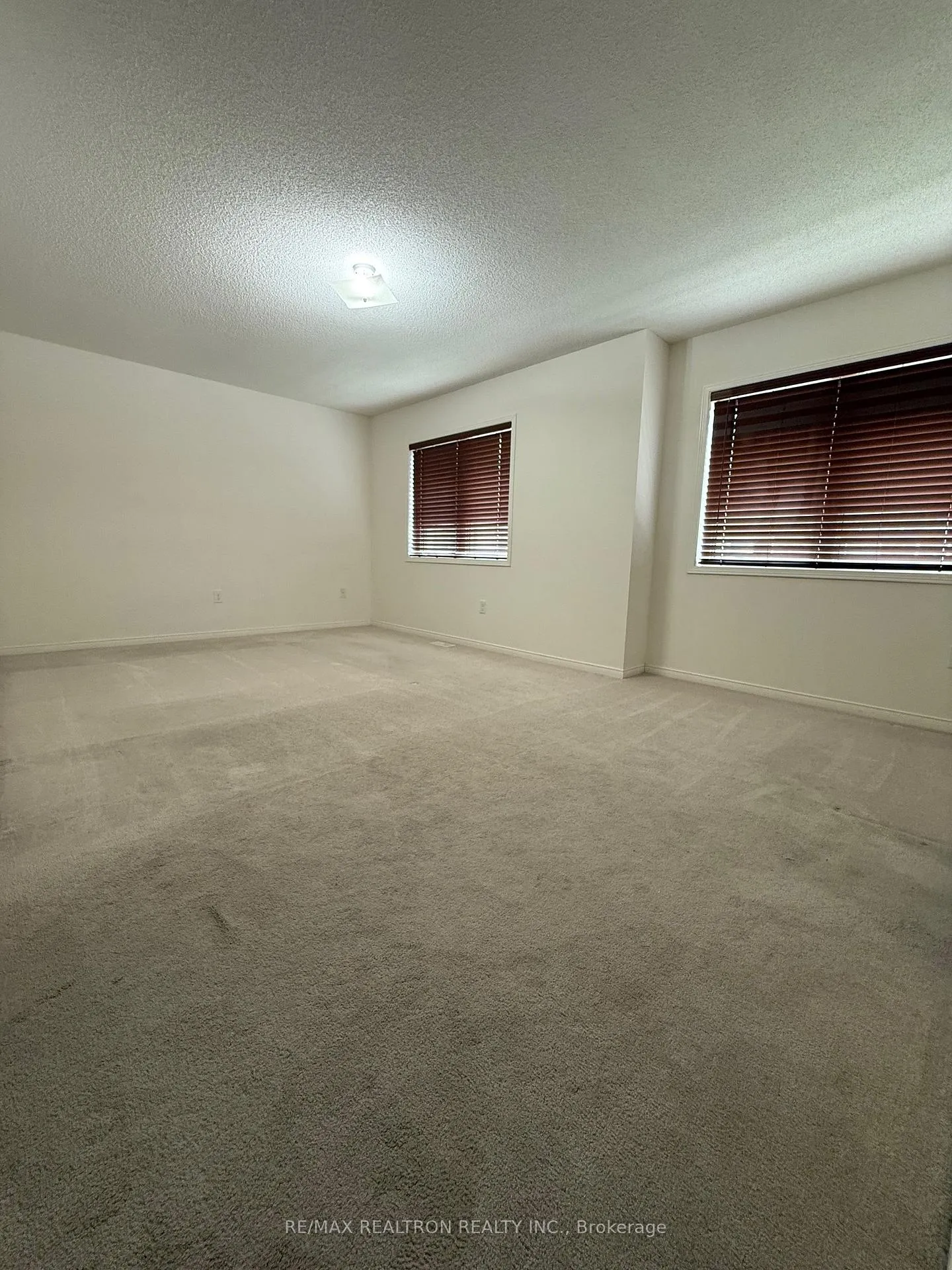 Photo 14 of 45 Skelton Crescent, Ajax, Central East — HOMEH