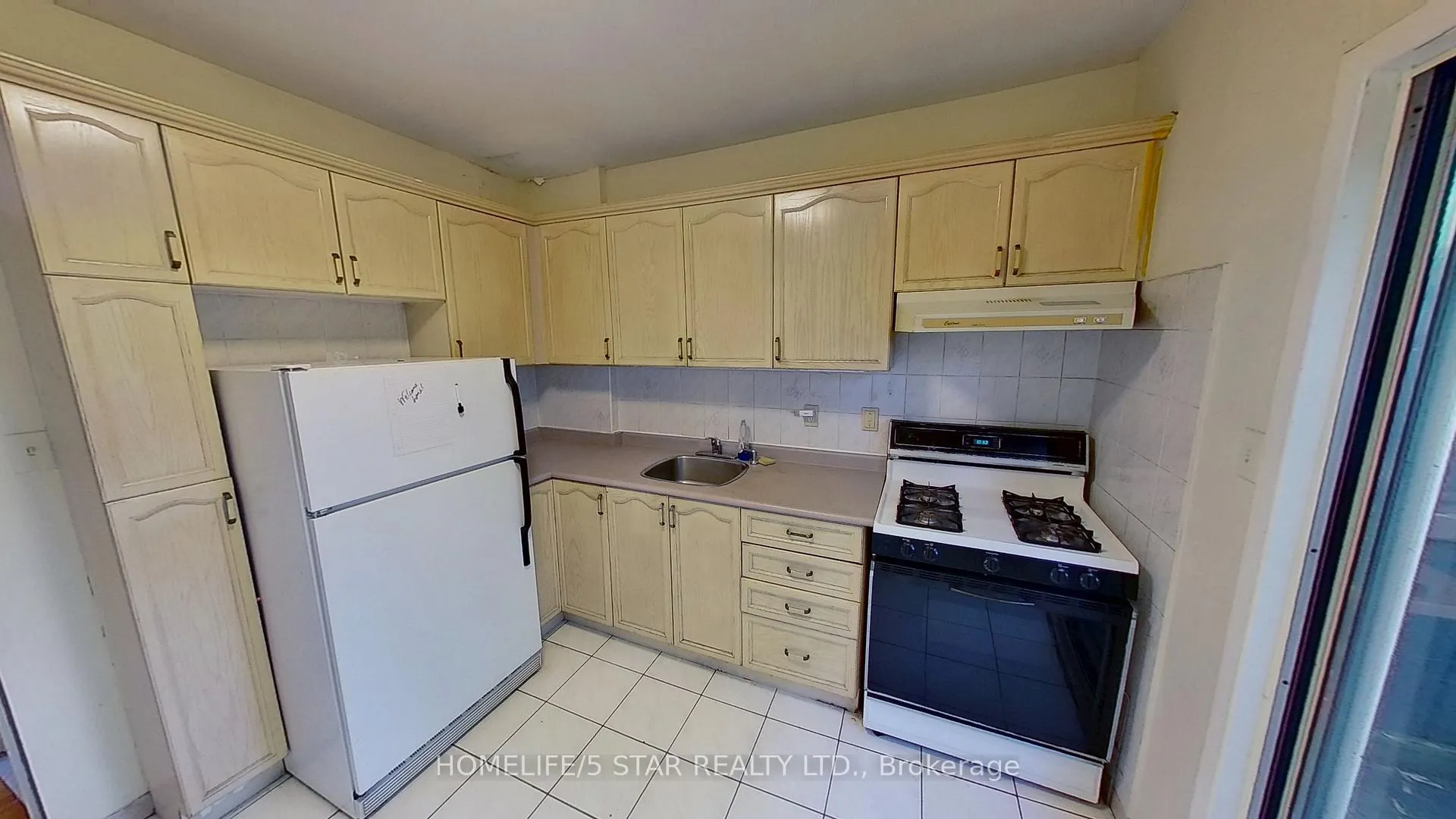 Photo 2 of Unit Apt 2, 42 Claremont Street, Toronto, Trinity-Bellwoods — HOMEH