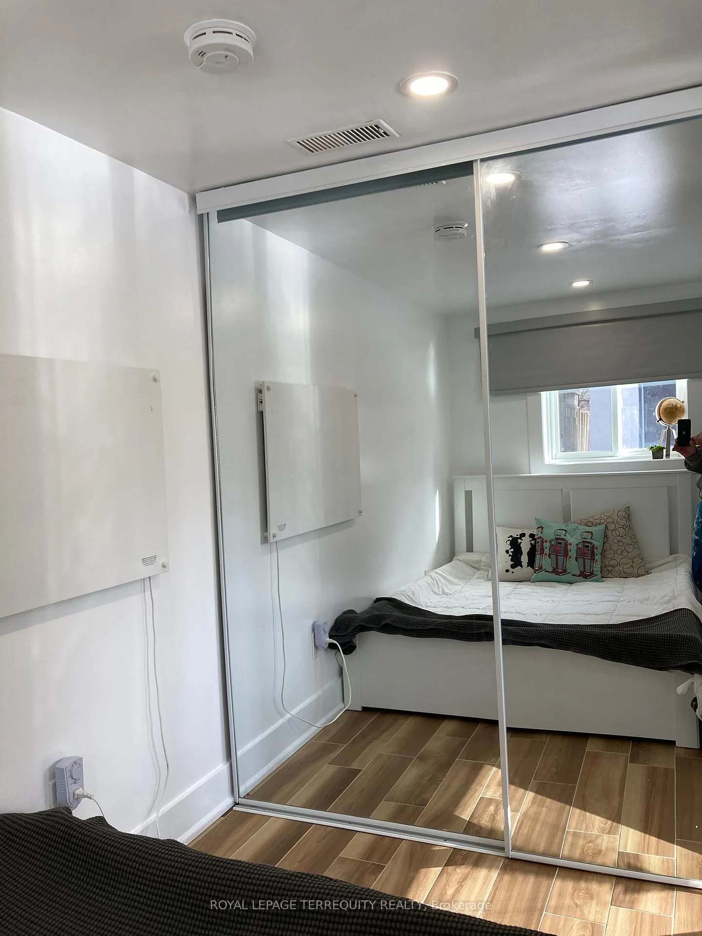 Photo 11 of Unit Lower, 596 Lauder Avenue, Toronto, Oakwood Village — HOMEH