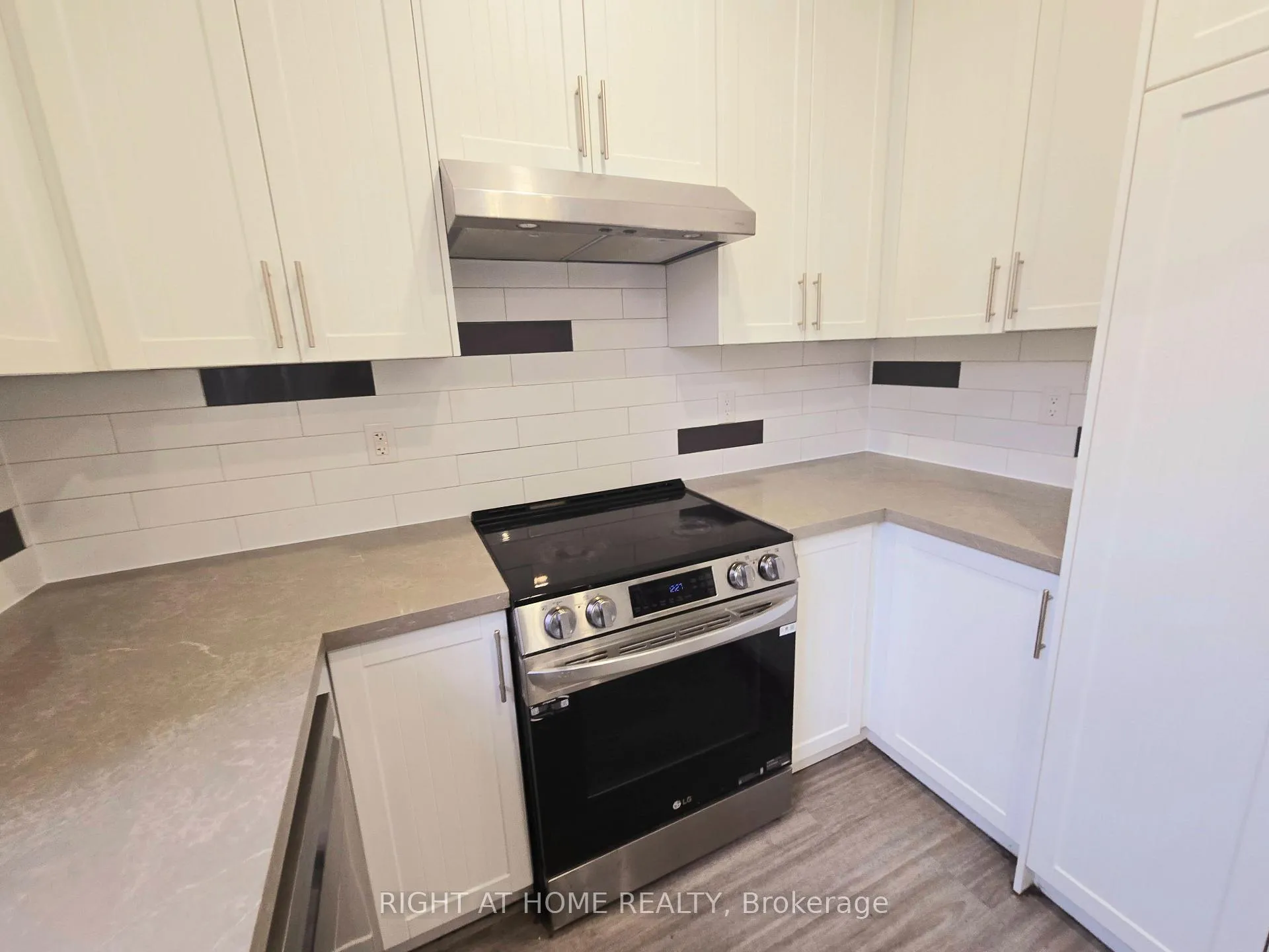 Photo 9 of Unit Laneway Suite, 94 Barrington Avenue, Toronto, Crescent Town — HOMEH